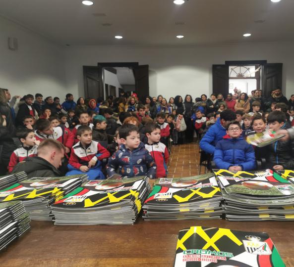 Imagen noticia SD Textil Escudo